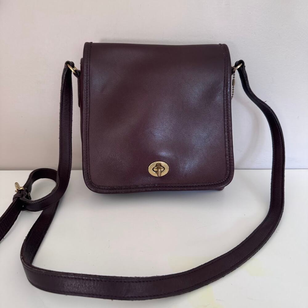 Coach Vintage Companion Flap Turn Lock Crossbody Bag Mahogany Brown 9076